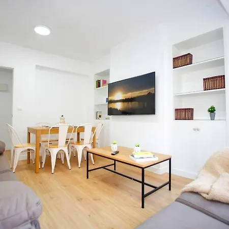 Apartment In With Ac *