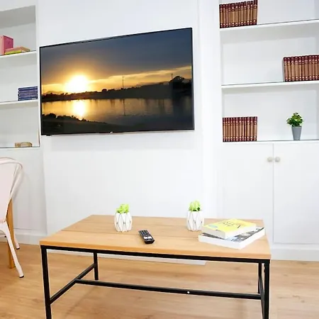 Apartment In With Ac